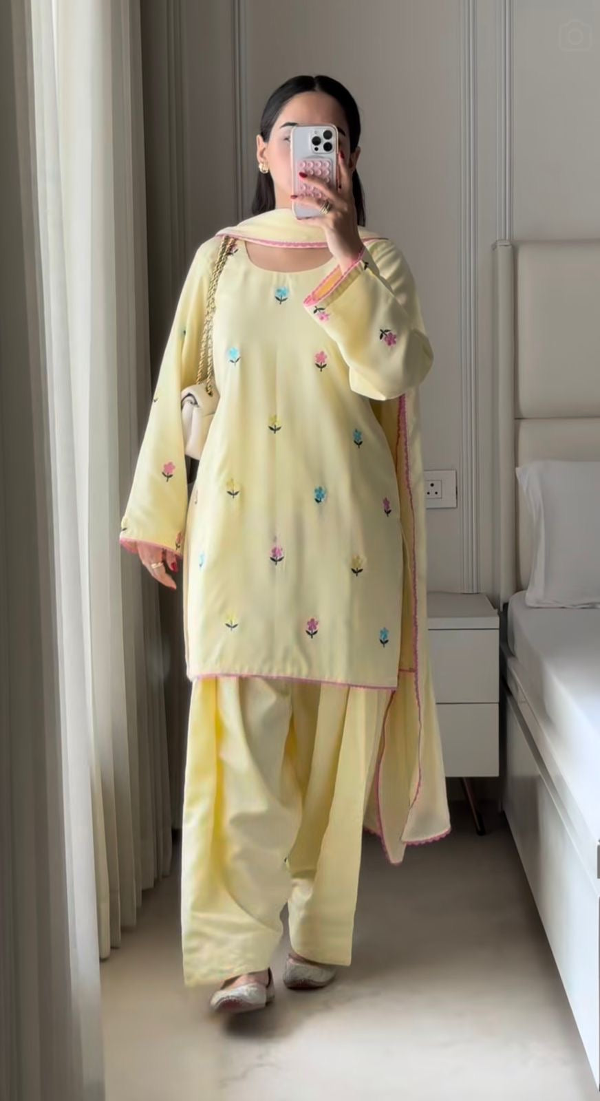 𝓑𝓾𝓽𝓽𝓮𝓻𝓬𝓾𝓹 𝓑𝓵𝓸𝓸𝓶 Farshi Set✨