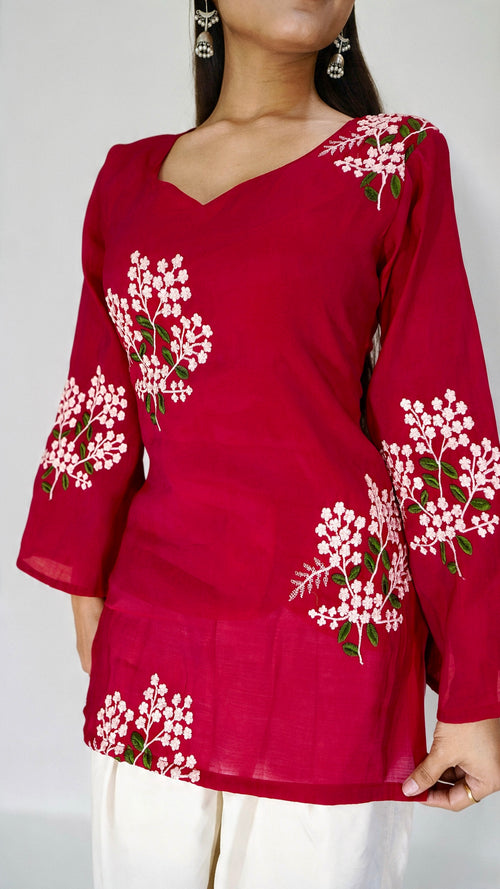 Elegant Chanderi Silk Thread-Work Kurti