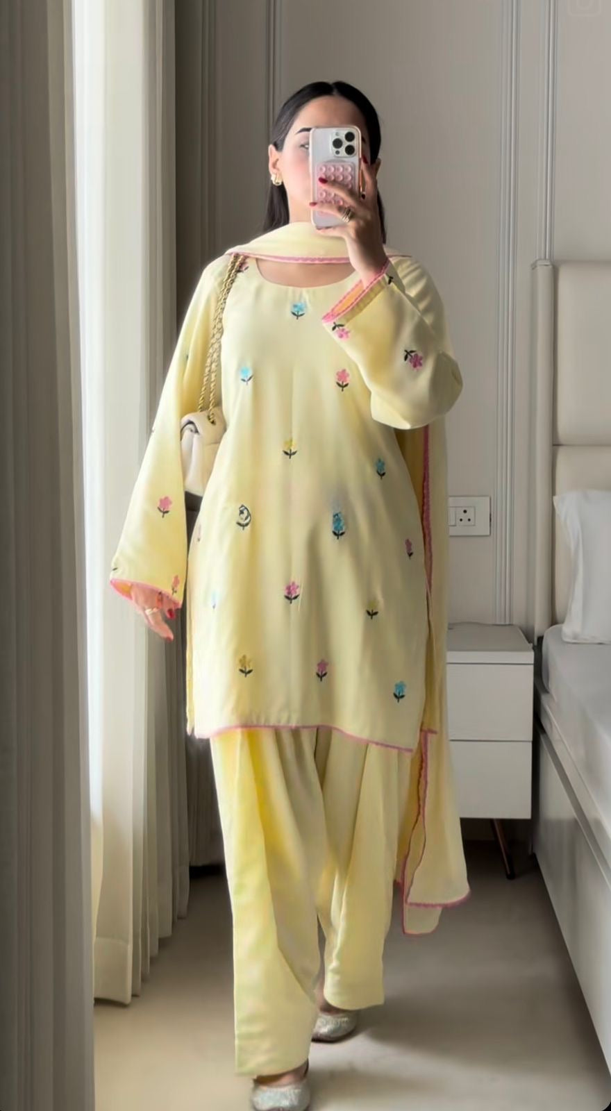 𝓑𝓾𝓽𝓽𝓮𝓻𝓬𝓾𝓹 𝓑𝓵𝓸𝓸𝓶 Farshi Set✨