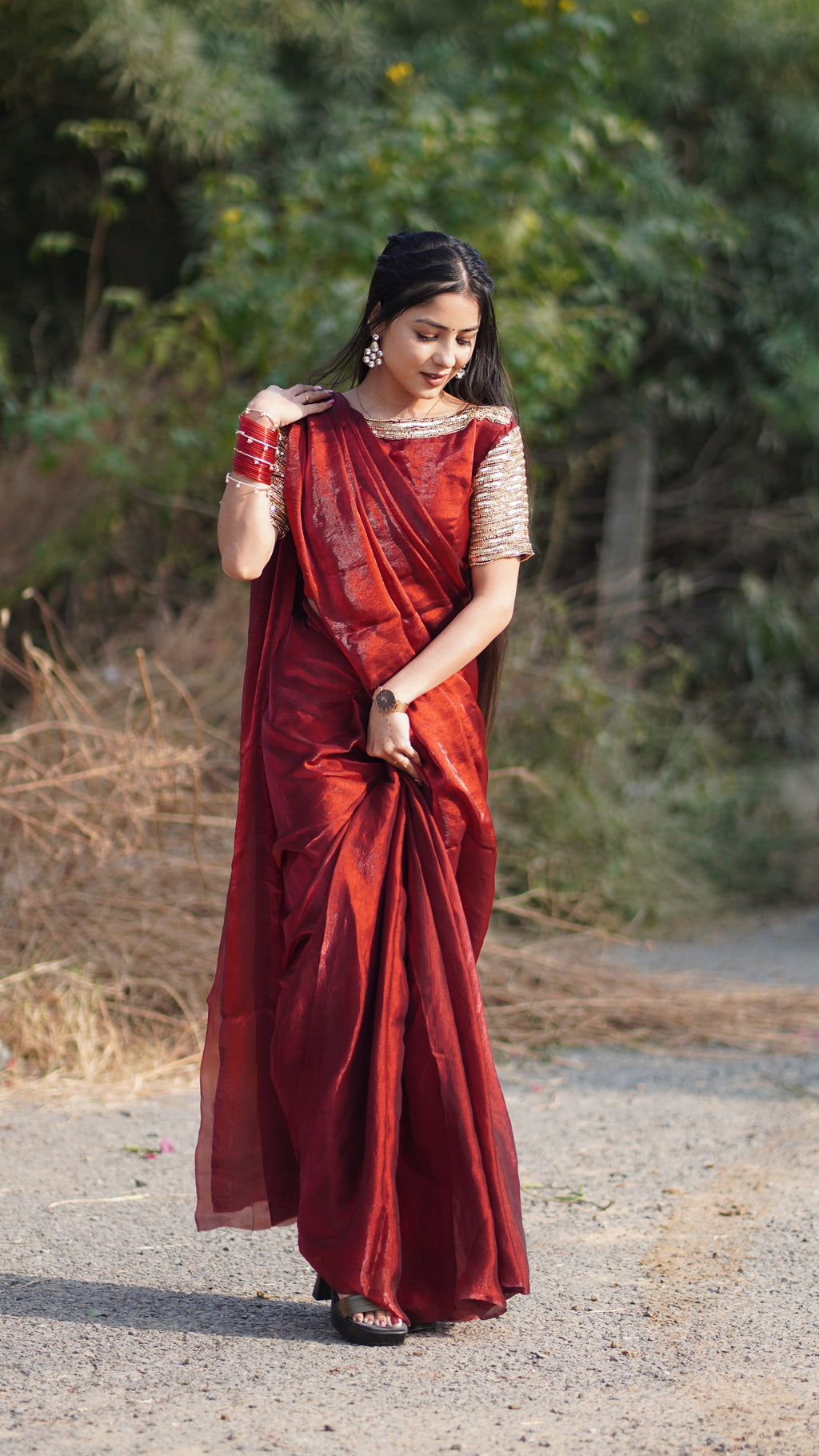 Super Trending: Handwork Space Silk Saree