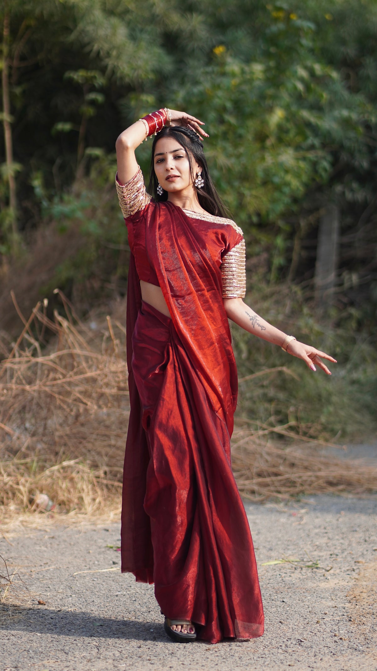 Super Trending: Handwork Space Silk Saree